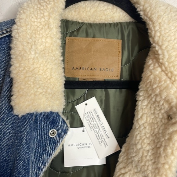 American Eagle | Men's Denim Sherpa Lined Trucker Jacket Size Small NWT - Picture 4 of 9